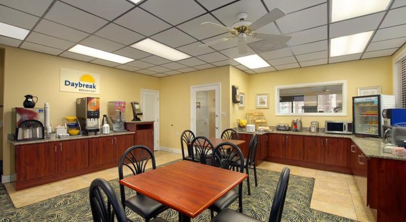 Days Inn By Wyndham Cocoa Cruiseport West At I-95/524 Luaran gambar